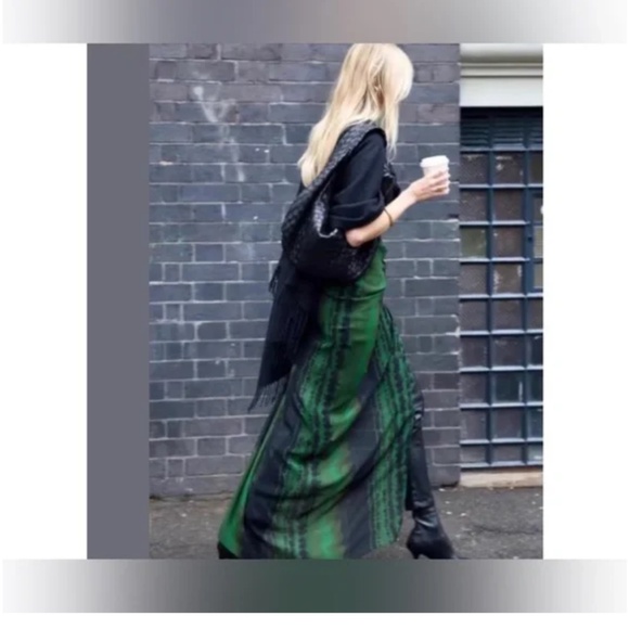 Rat & Boa Green Maxi Dress - Picture 3 of 8